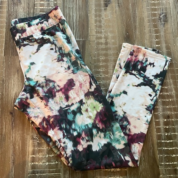 American Eagle Outfitters Pants - American Eagle Outfitters multicolored stretch athletic leggings Size M